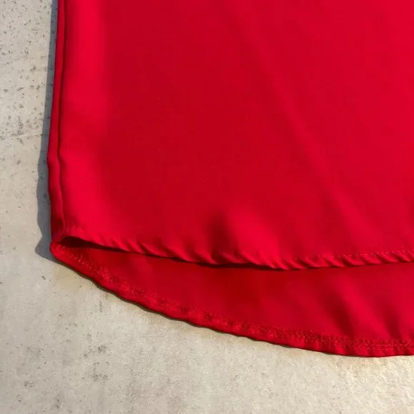 Pink Rose | Lightweight Short Sleeve Top | Red | Small - Picture 5 of 6